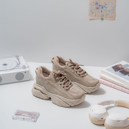 Soily Breathable Sneakers 土色透气老爹款